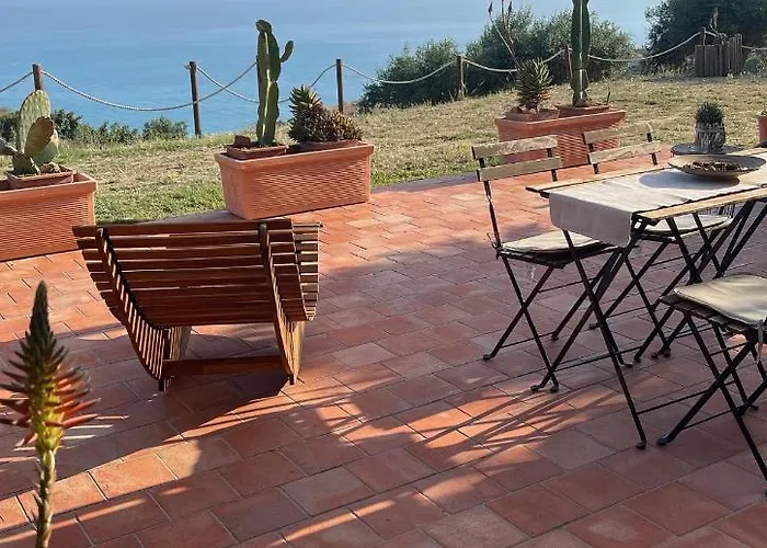 Alojamento de Acomodação e Pequeno-almoço La Torre Realmonte