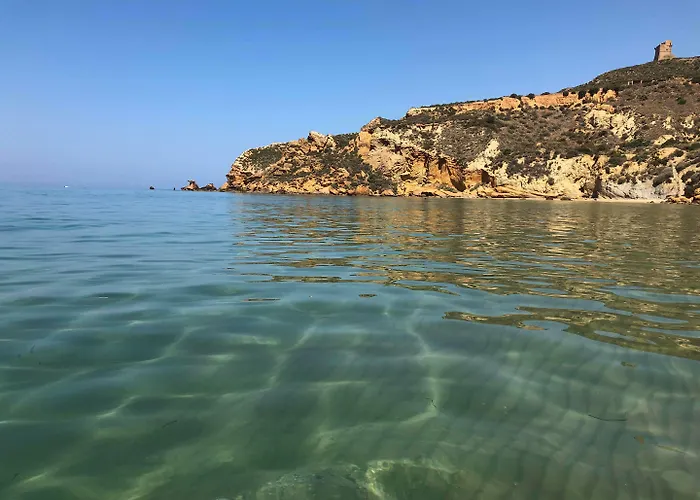 Alojamento de Acomodação e Pequeno-almoço La Torre Realmonte