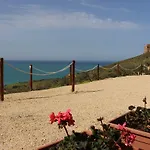 ベッド・アンド・ブレックファスト La Torre レアルモンテ