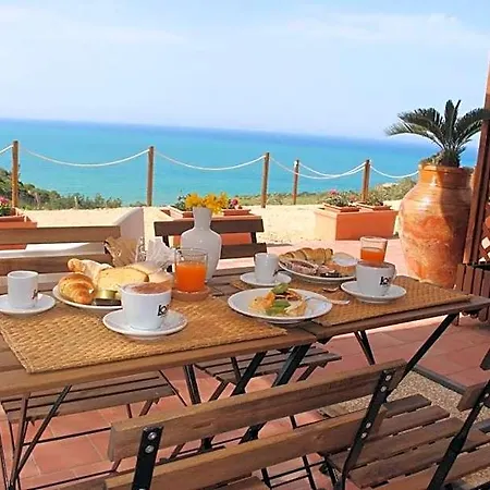 לינה וארוחת בוקר La Torre