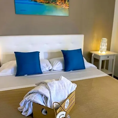 La Torre Bed & Breakfast 4*